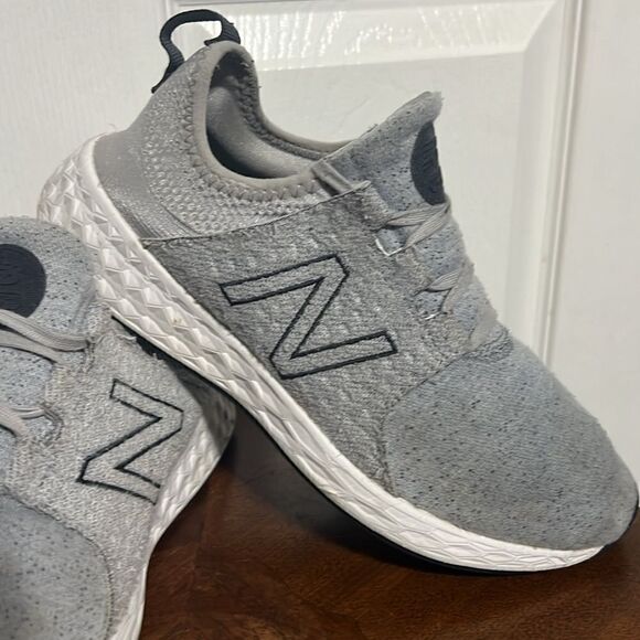 🔥🔥 New Balance Women's Fresh Foam Cruz V1 Sneaker Running Shoes- Sz 8.5 - EUC - Picture 2 of 11